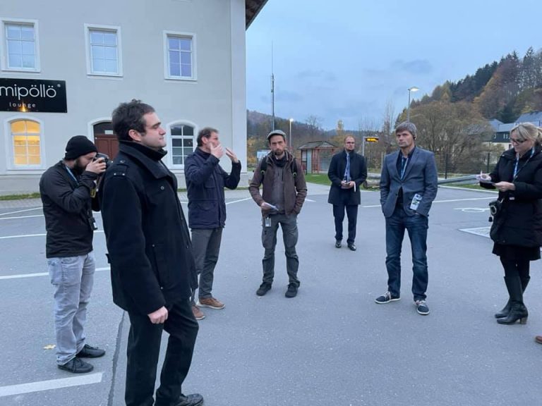 Besuch von Mitgliedern des Senat der Tschechischen Republik im Erzgebirge zum Thema lokale Erneuerbare Energie